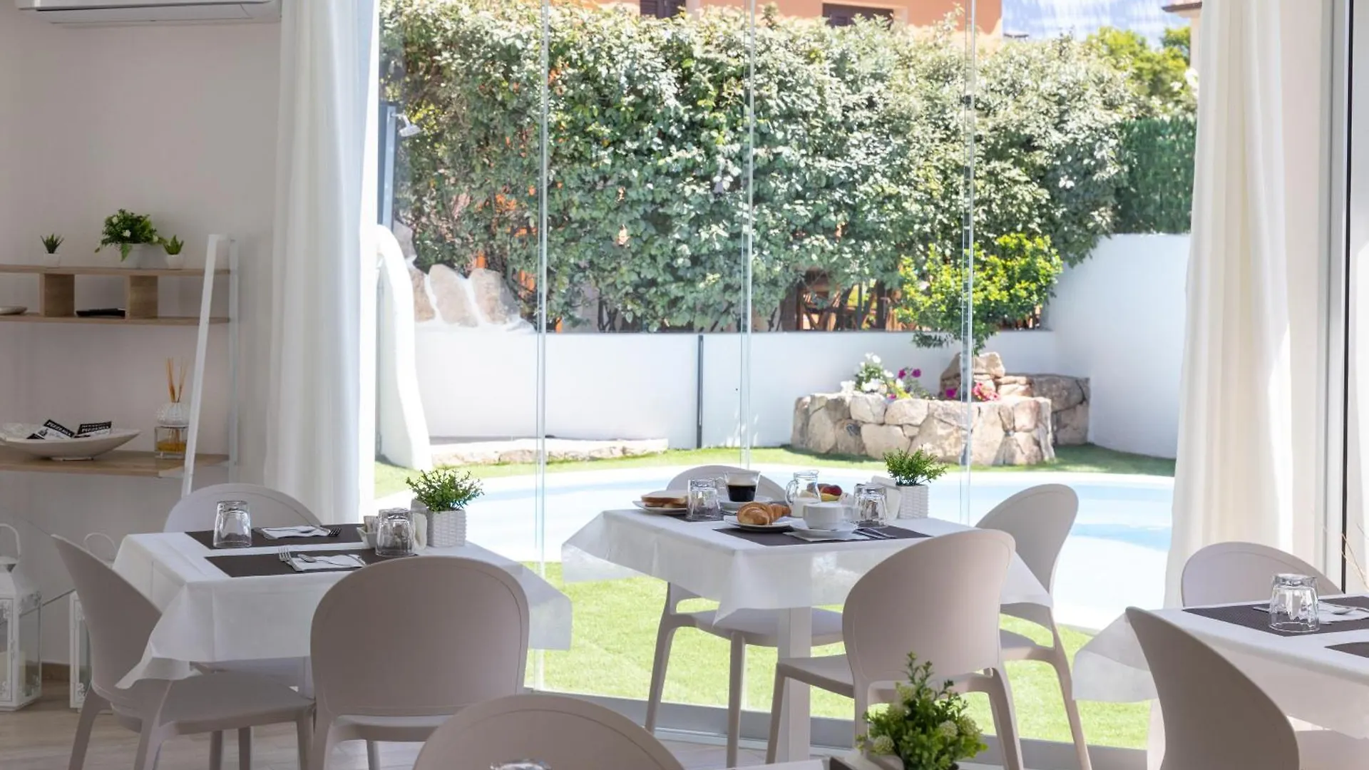 Seaside Home Posada